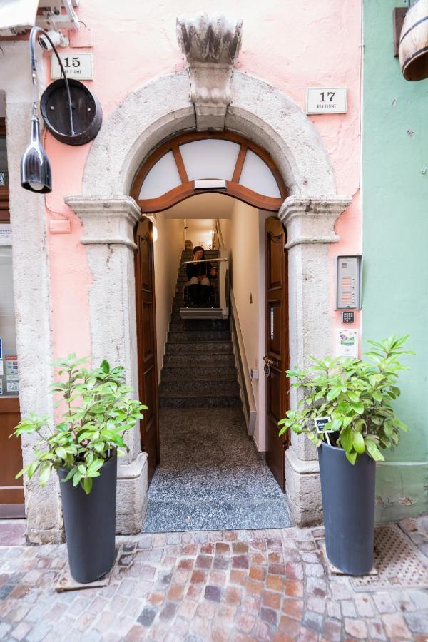 Mama Apartments Riva del Garda Eksteriør bilde