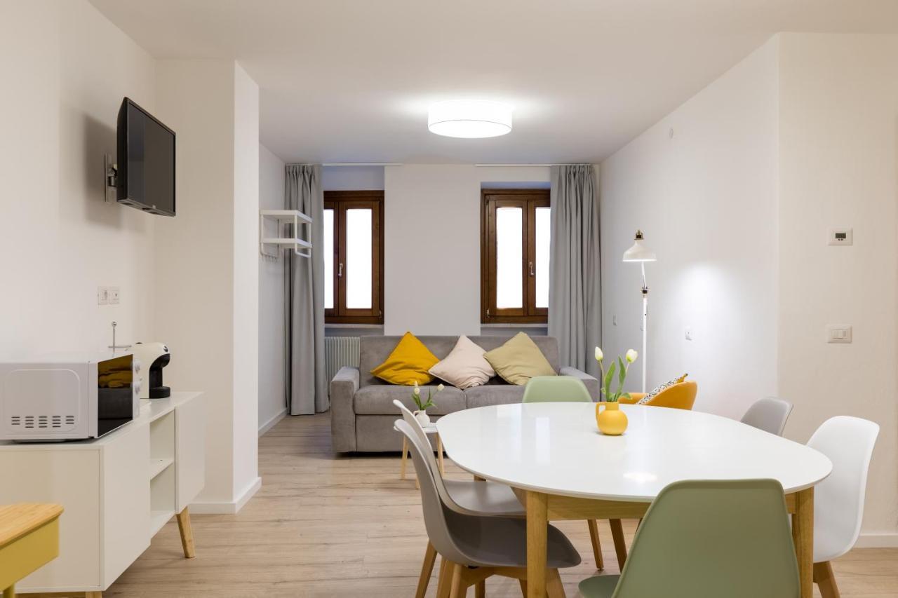 Mama Apartments Riva del Garda Eksteriør bilde