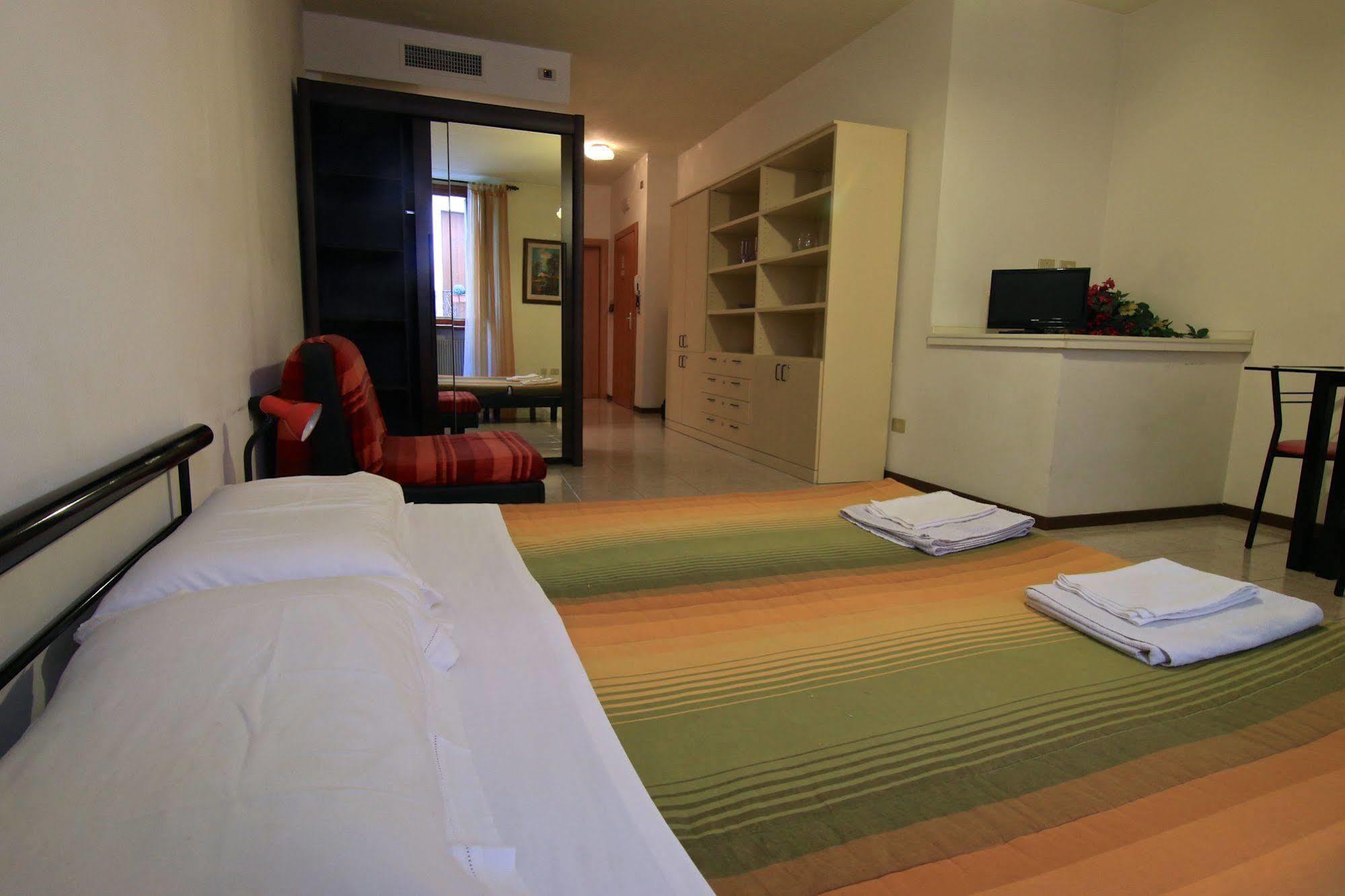 Mama Apartments Riva del Garda Eksteriør bilde